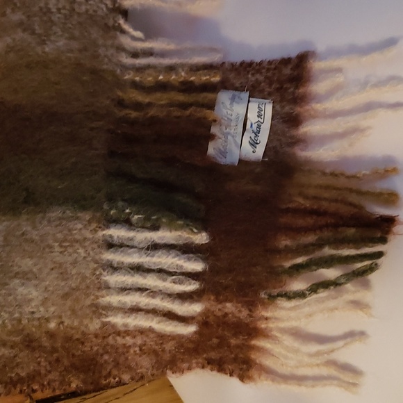 100% vintage Mohair scarf from Marshall Field, Germany - Picture 7 of 7